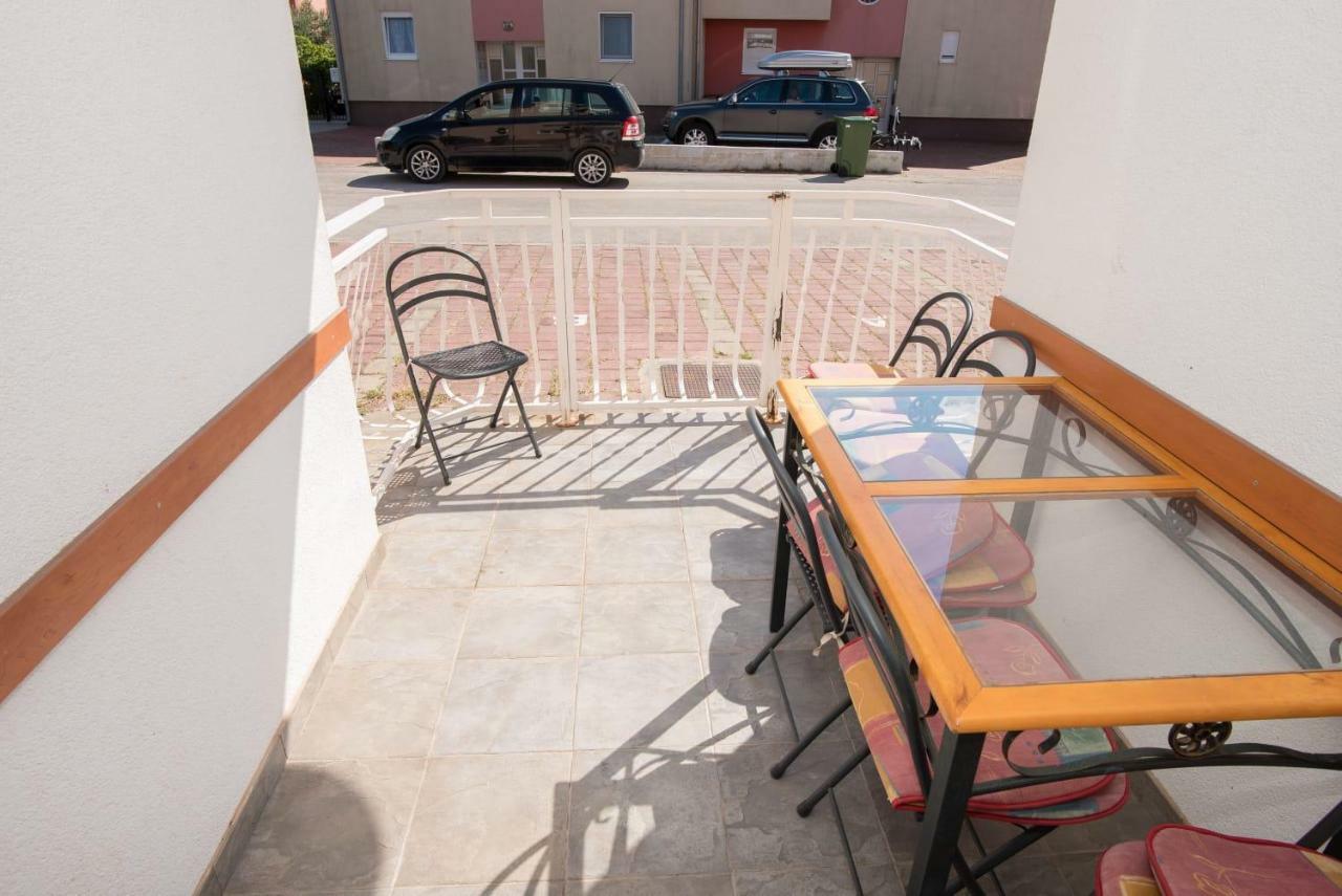 Vodice-Srima Apartment ภายนอก รูปภาพ